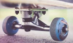 How to fix a skateboard that turns by itself